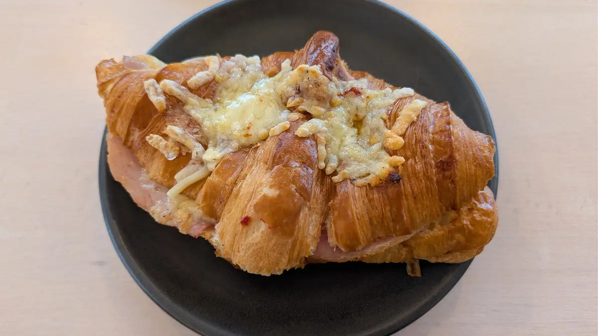 Turkish Bakery bakes